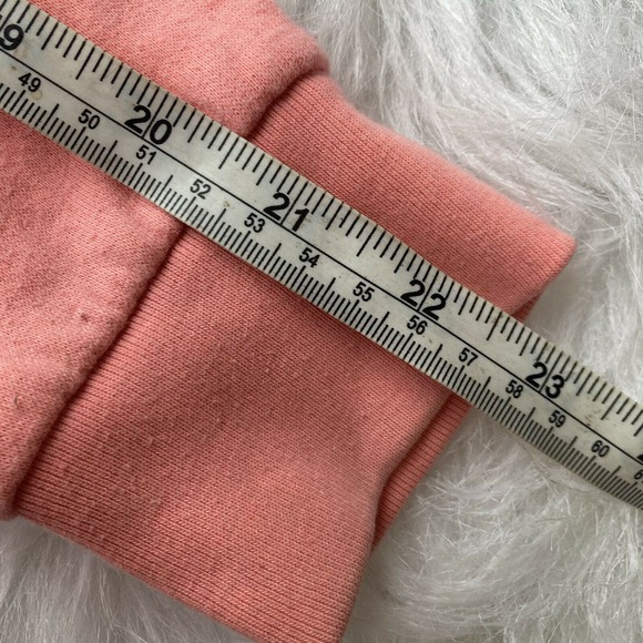 PINK Victoria’s Secret Sweatshirt Sz M Pink LS Crop Top Mesh Back Trendy Teens - Picture 10 of 10